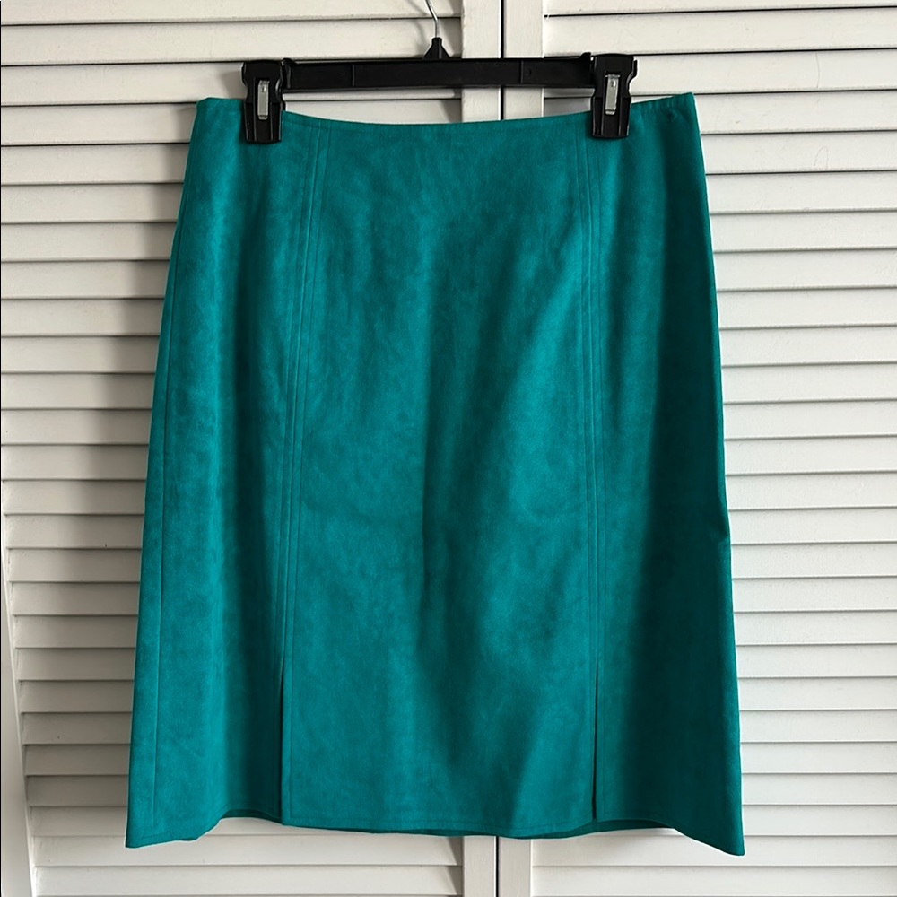 Vtg Suede A-Line Skirt - fabulous and it great condition. Did not fit me sz 8/10